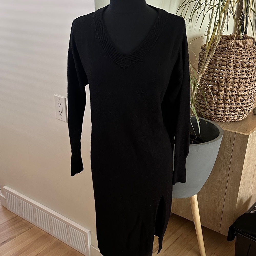 Wilfred by Aritzia Cyprie Black V-Neck Merino Wool Dress with Slit - Size Small - Picture 2 of 11